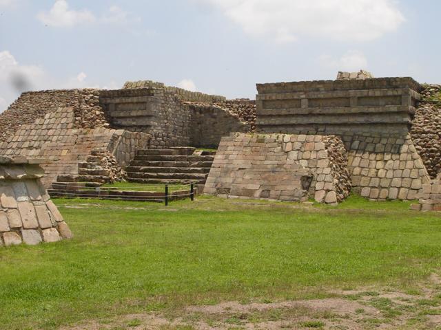 Plazuelas